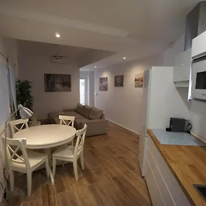 Rentalsevilla Espacioso Y Acogegor Apartamento De 3 Sevilla